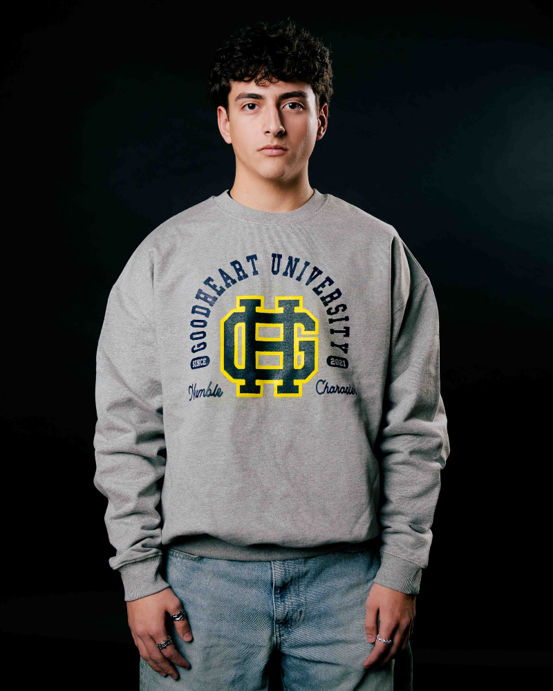 UNIVERSITY CREW NECK